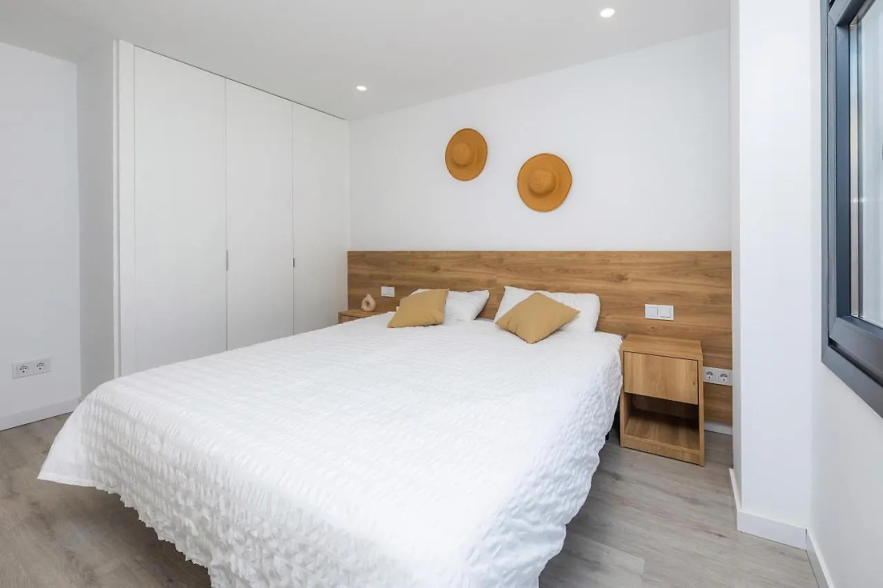 White Suites 2 Cala d'Or  0*, Cala d'Or (Mallorca)